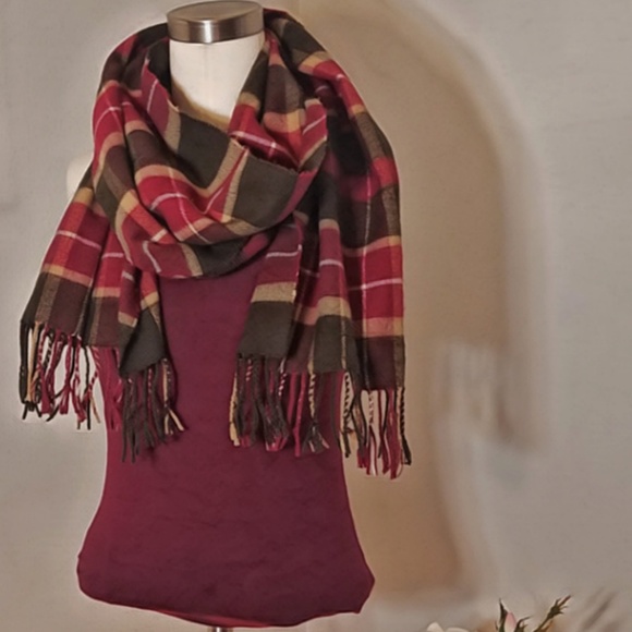 Accessories - Plaid winter fall burgundy neck scarf